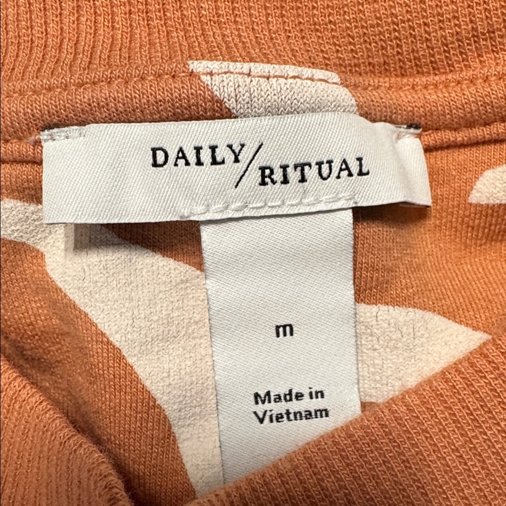 ❤️3/$30 Daily Ritual Patterned Sweatshirt - Picture 6 of 8